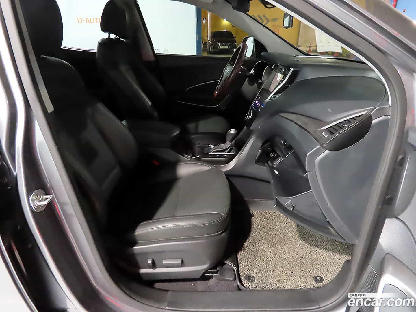 Santafe Hyundai 2016.10-INNER-7