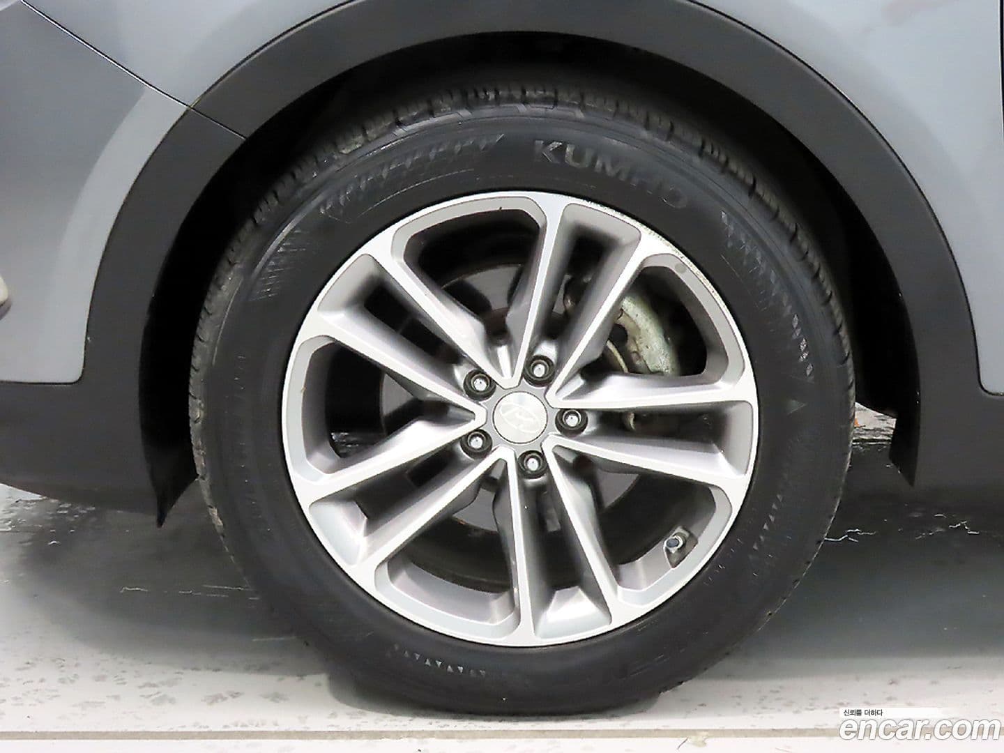 Main__Slider__Photo:Santafe Hyundai 2016.10-18