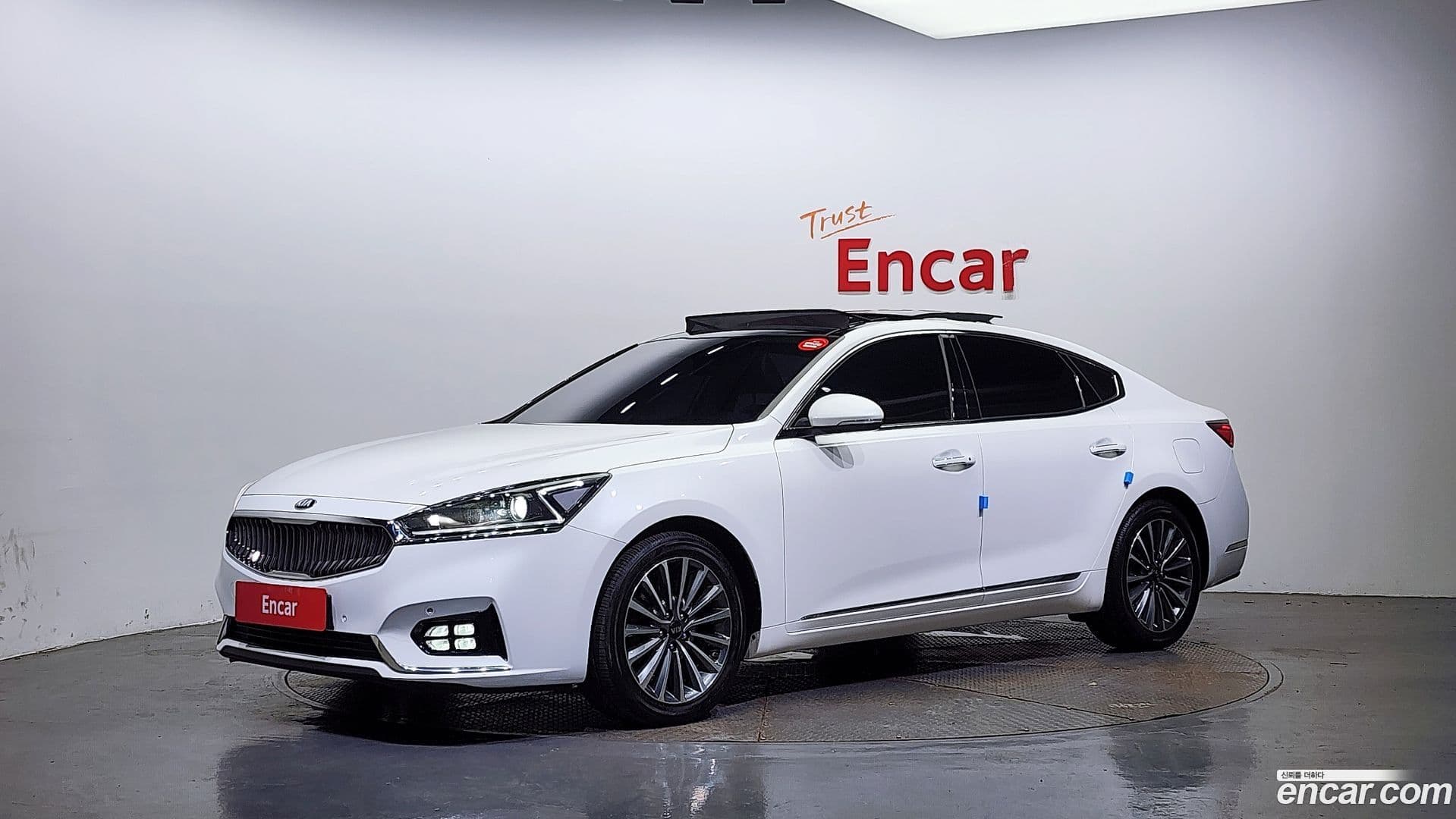 Main__Slider__Photo:K7 Kia 2016.9-0