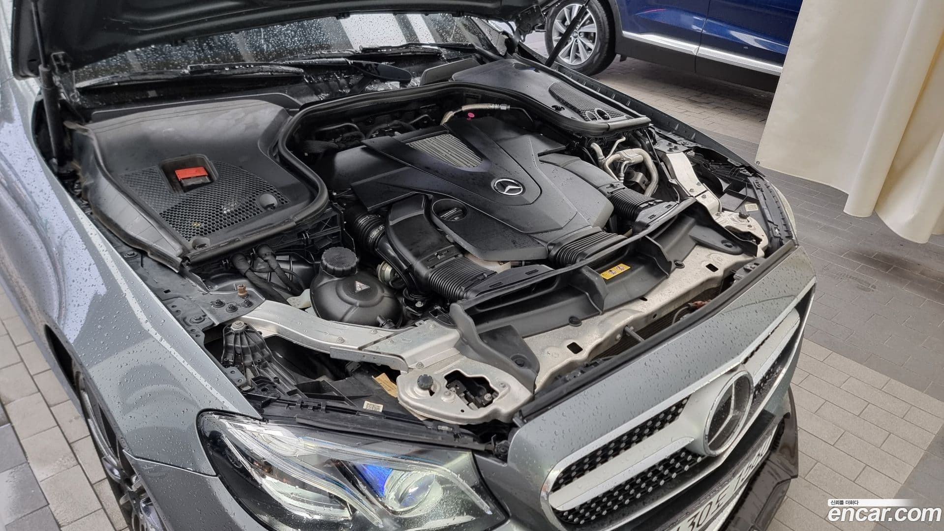 Main__Slider__Photo:E-Class Mercedes-Benz 2017.8-4
