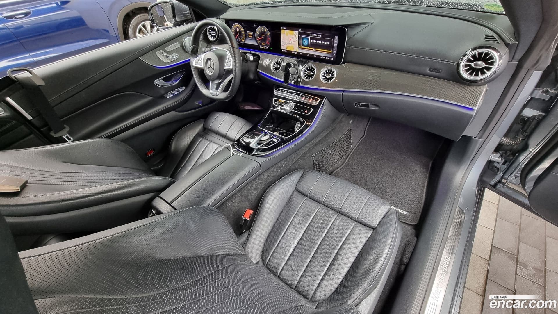 Main__Slider__Photo:E-Class Mercedes-Benz 2017.8-5