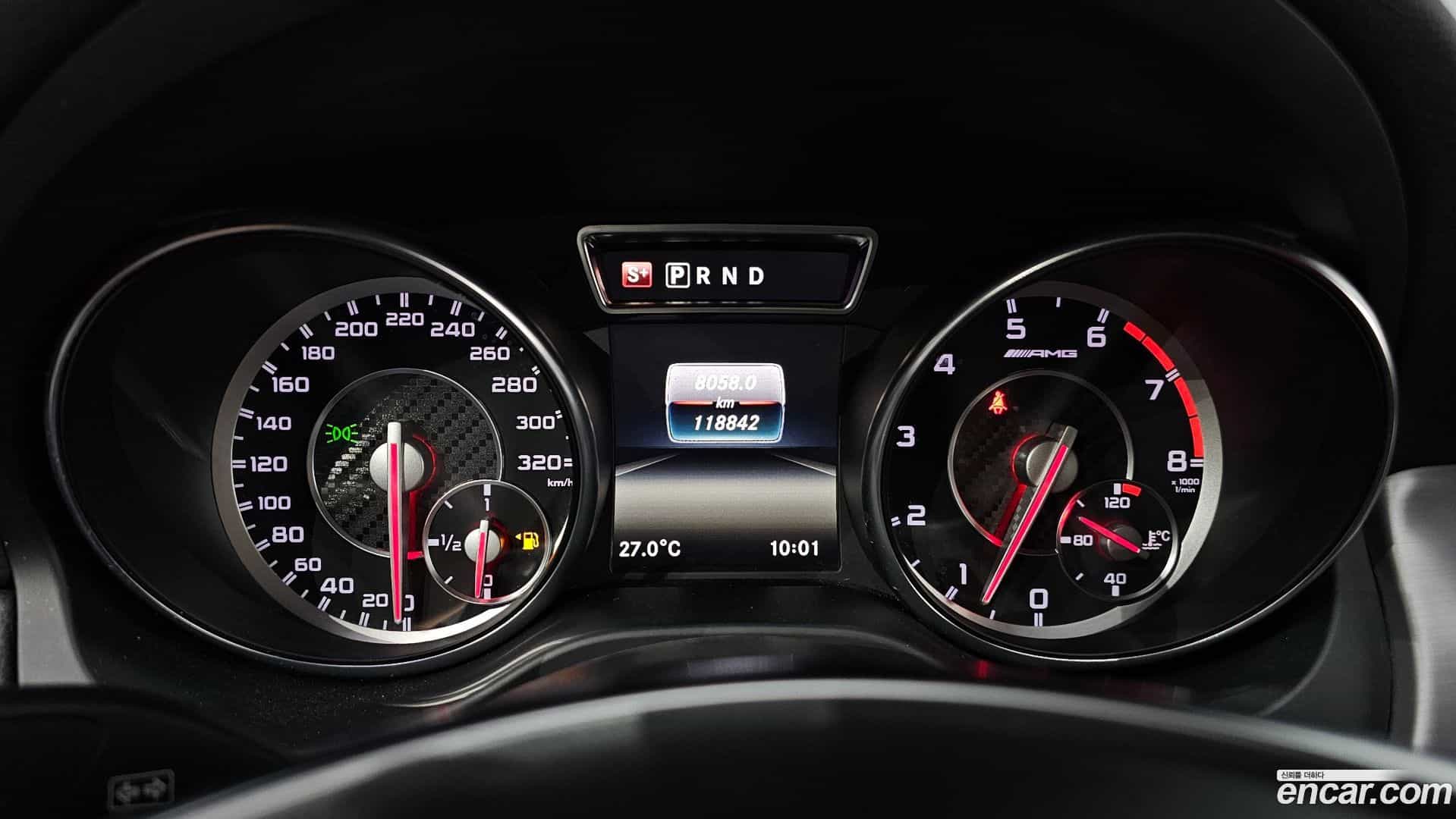 CLA-Class Mercedes-Benz 2016.5-INNER-008