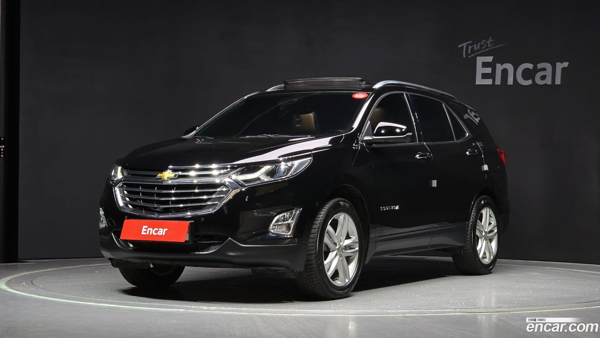 Main__Slider__Photo:Equinox Chevrolet 2018.8-0
