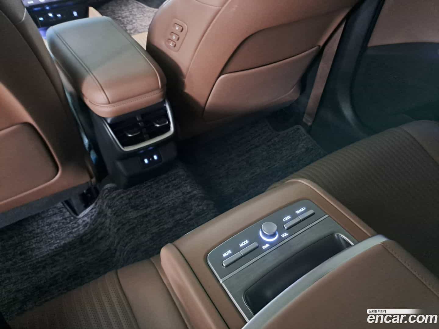 Grandeur Hyundai 2023.5-OPTION-015