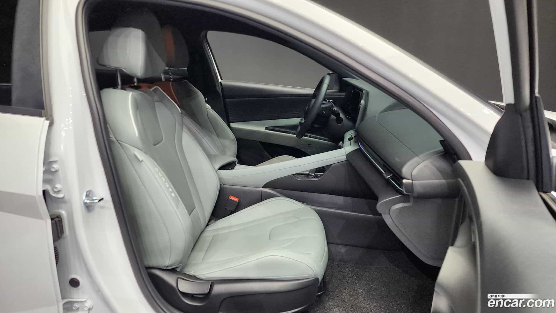 AVANTE Hyundai 2025.1-OPTION-015