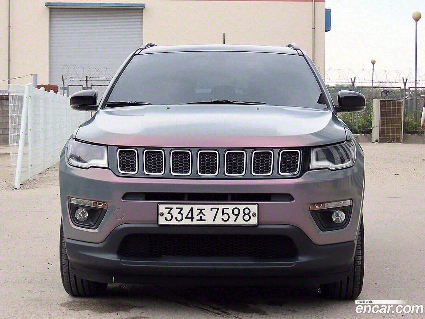 Main__Slider__Photo:Compass Jeep 2019.9-0