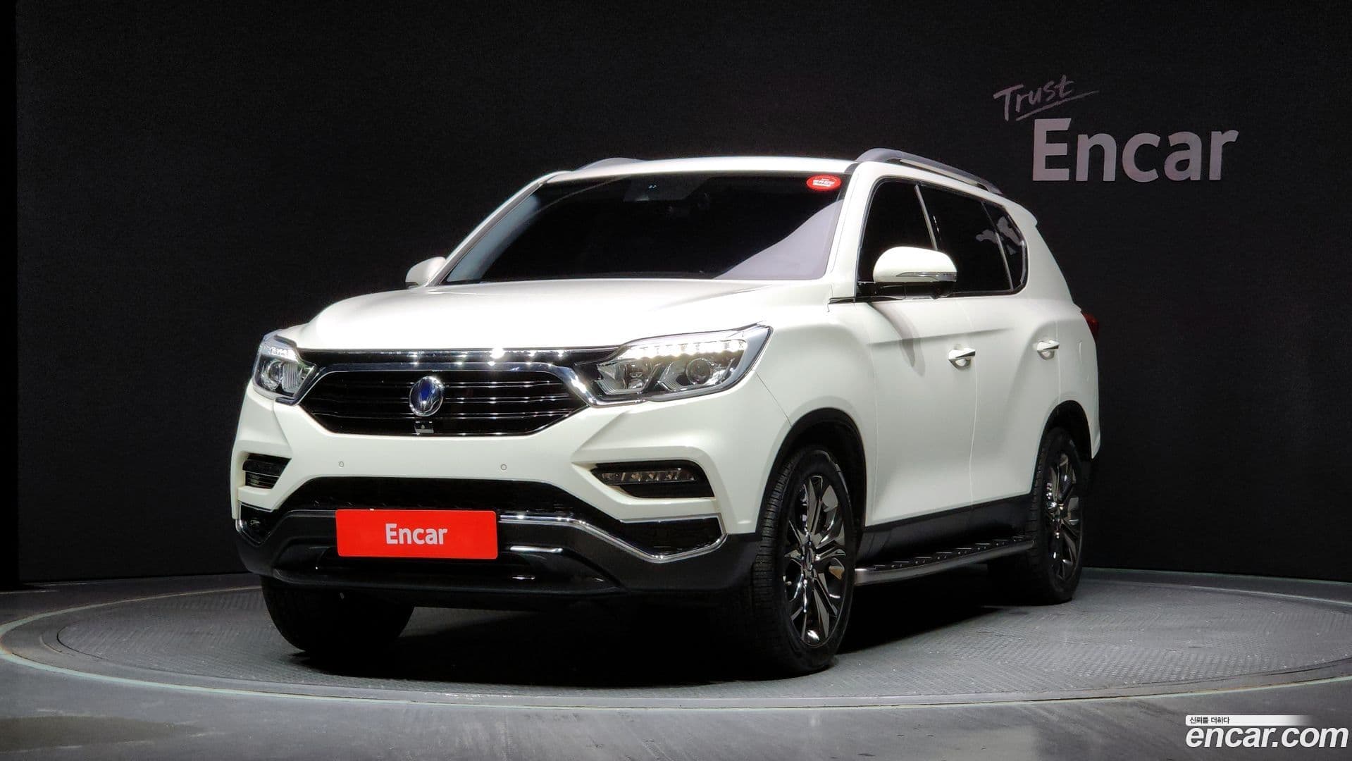Main__Slider__Photo:Rexton KG Mobility 2017.6-0