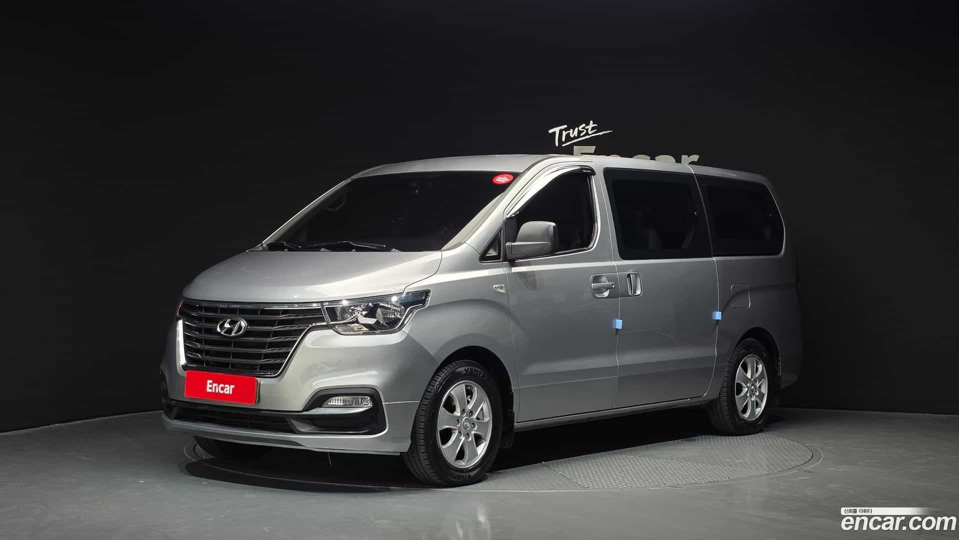 Starex Hyundai 2018.0-OUTER-001