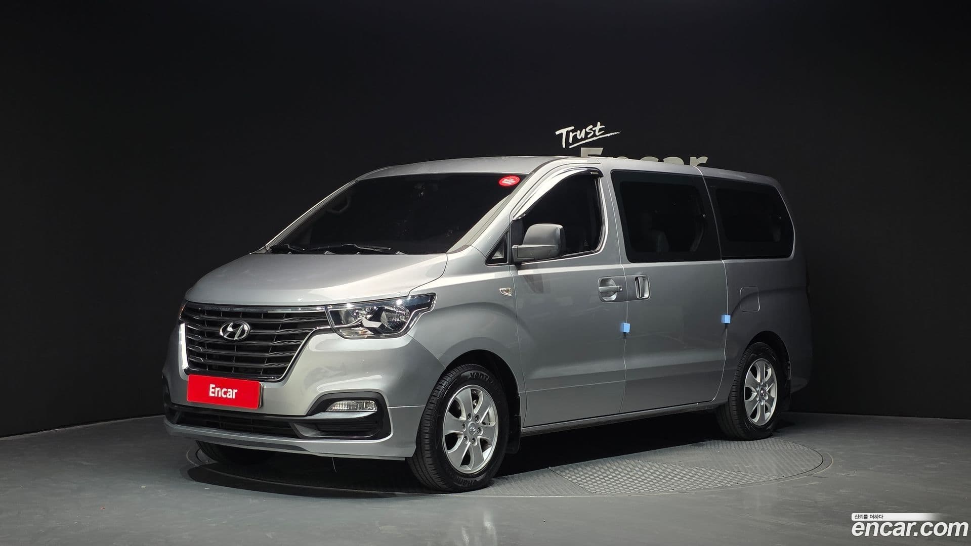 Main__Slider__Photo:Starex Hyundai 2018.0-0