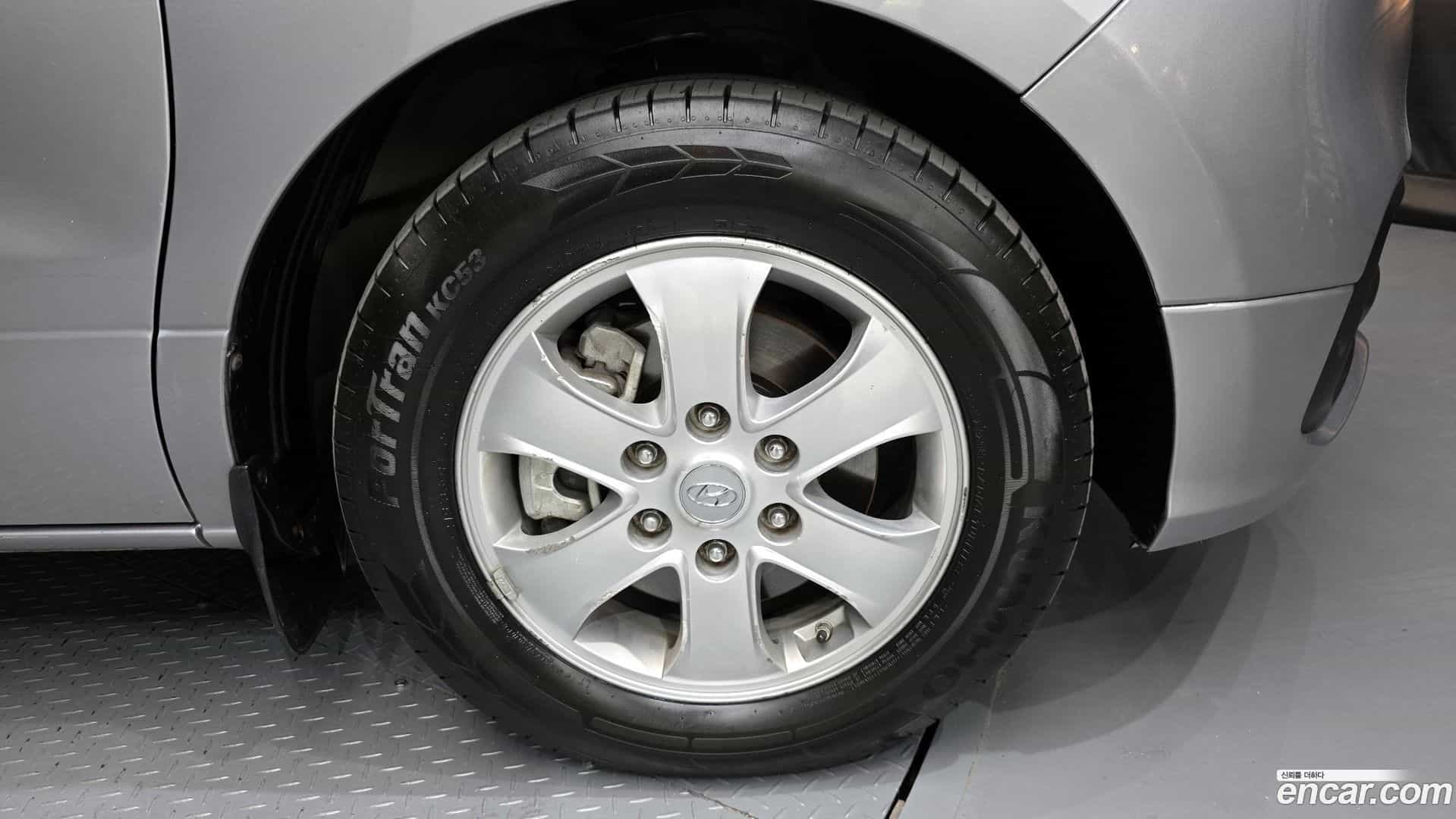 Starex Hyundai 2018.0-OUTER-005