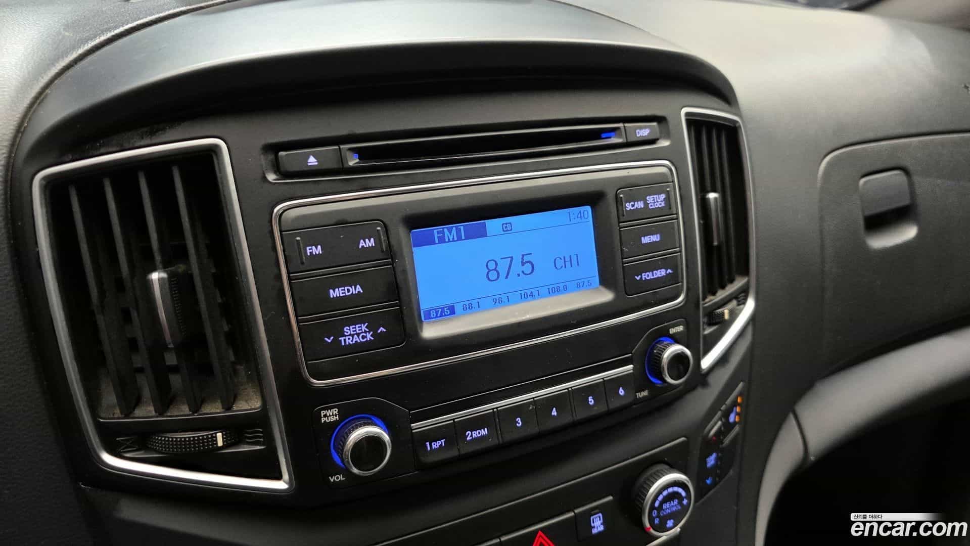 Starex Hyundai 2018.0-OPTION-022