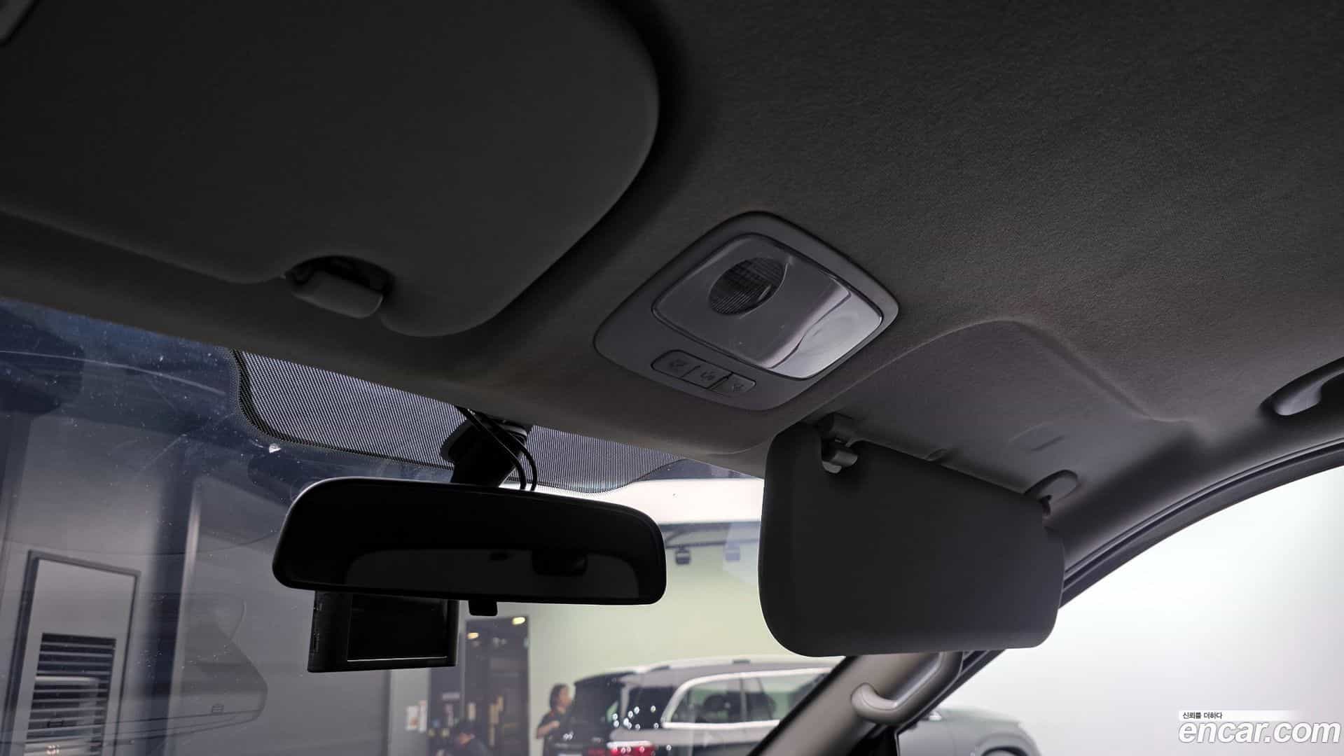 Starex Hyundai 2018.0-OPTION-023