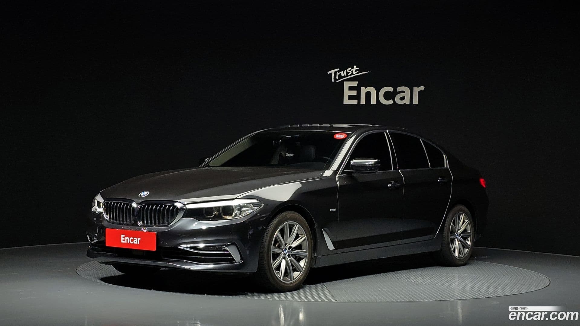 Main__Slider__Photo:5-Series BMW 2018.11-0