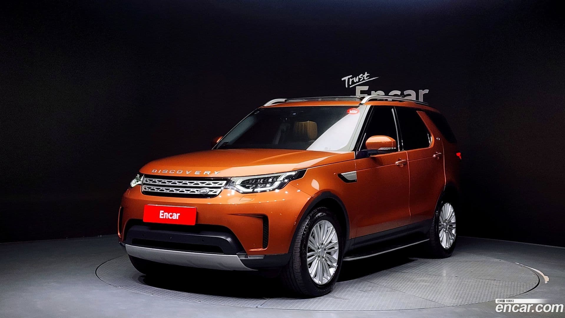 Main__Slider__Photo:Discovery Land Rover 2018.9-0