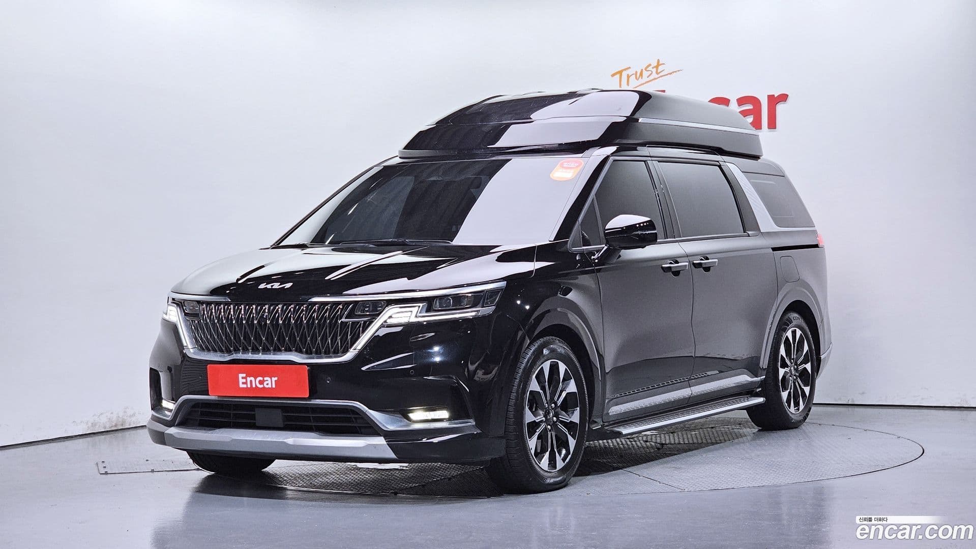Main__Slider__Photo:Canival Kia 2020.11-0