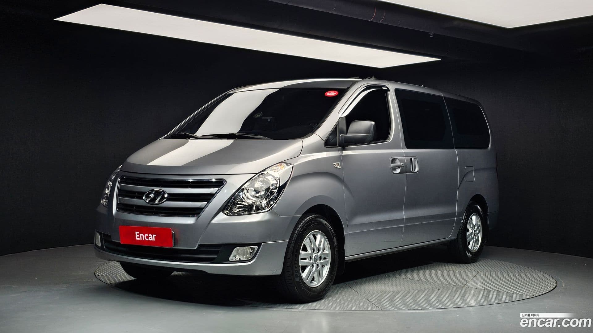 Main__Slider__Photo:Starex Hyundai 2018.3-0