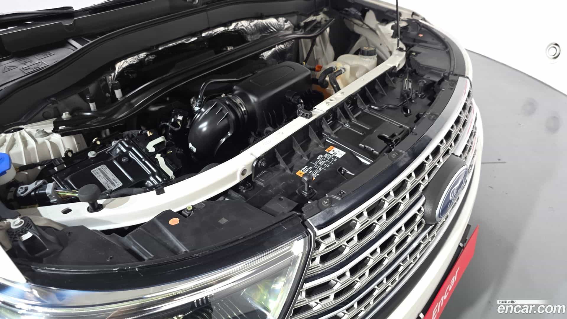 Explorer Ford 2019.10-INNER-006