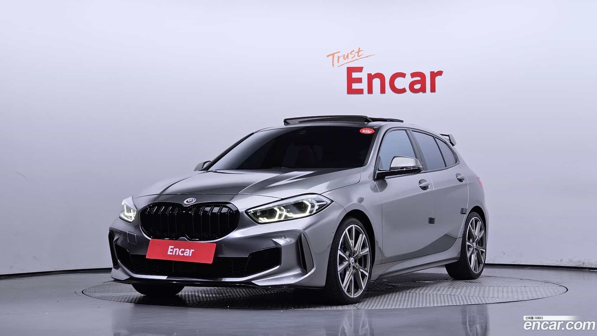 1-Series BMW 2023.0-OUTER-001