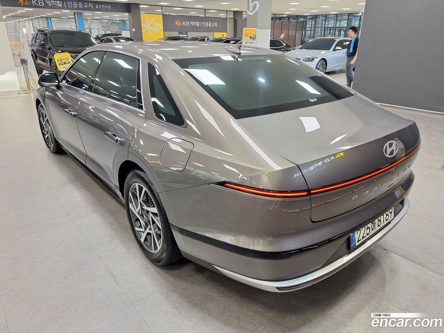 Main__Slider__Photo:Grandeur Hyundai 2025.3-0