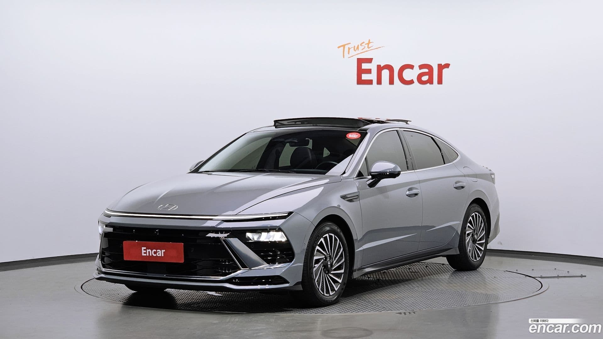 Main__Slider__Photo:Sonata Hyundai 2023.5-0