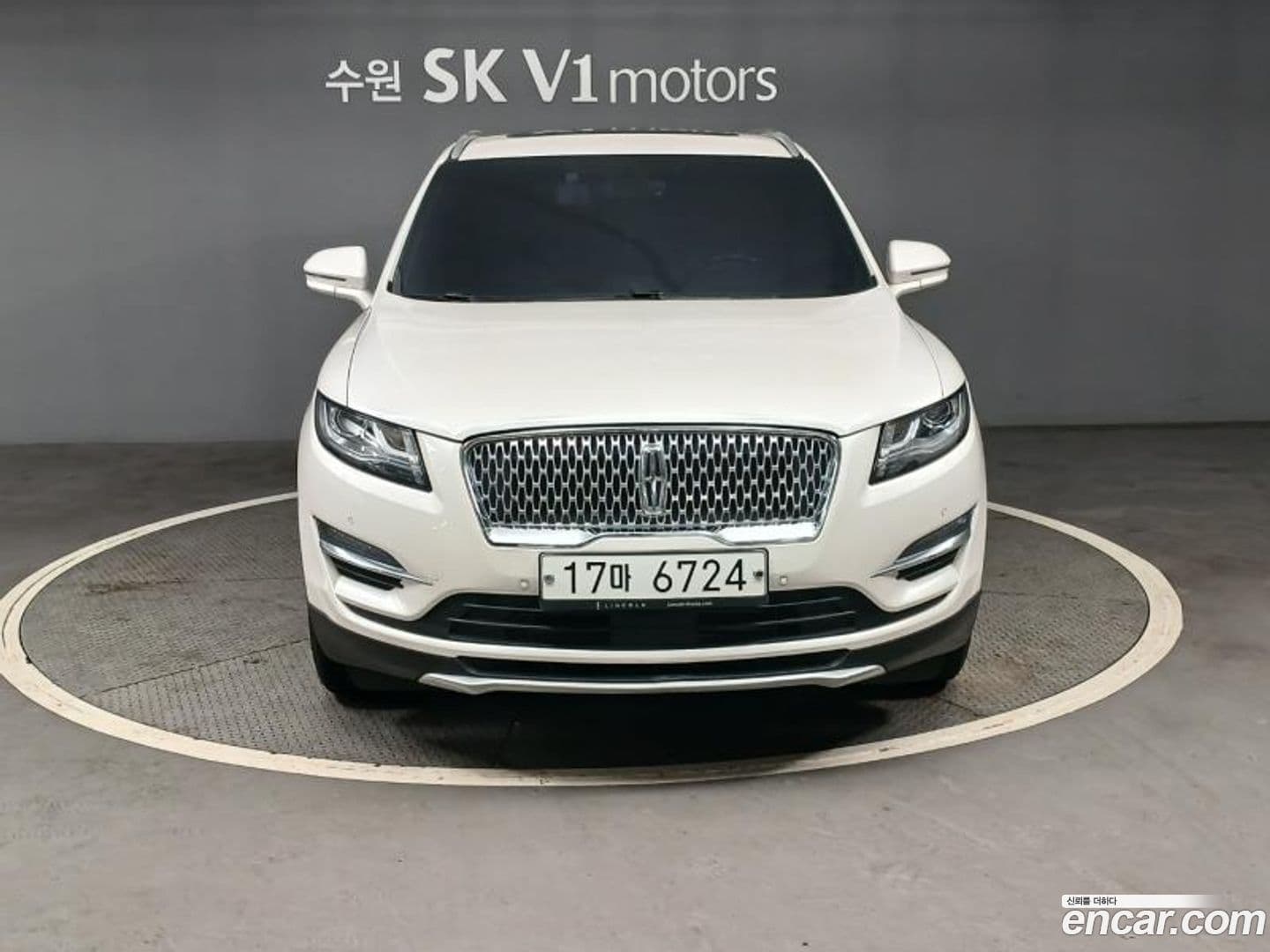 Main__Slider__Photo:MKC Lincoln 2018.10-0