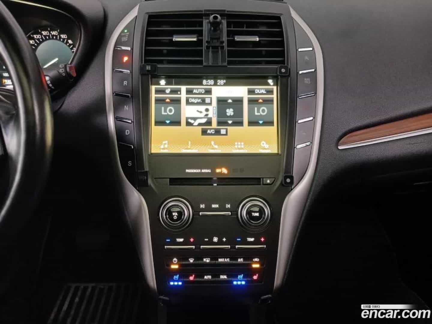 MKC Lincoln 2018.10-INNER-008