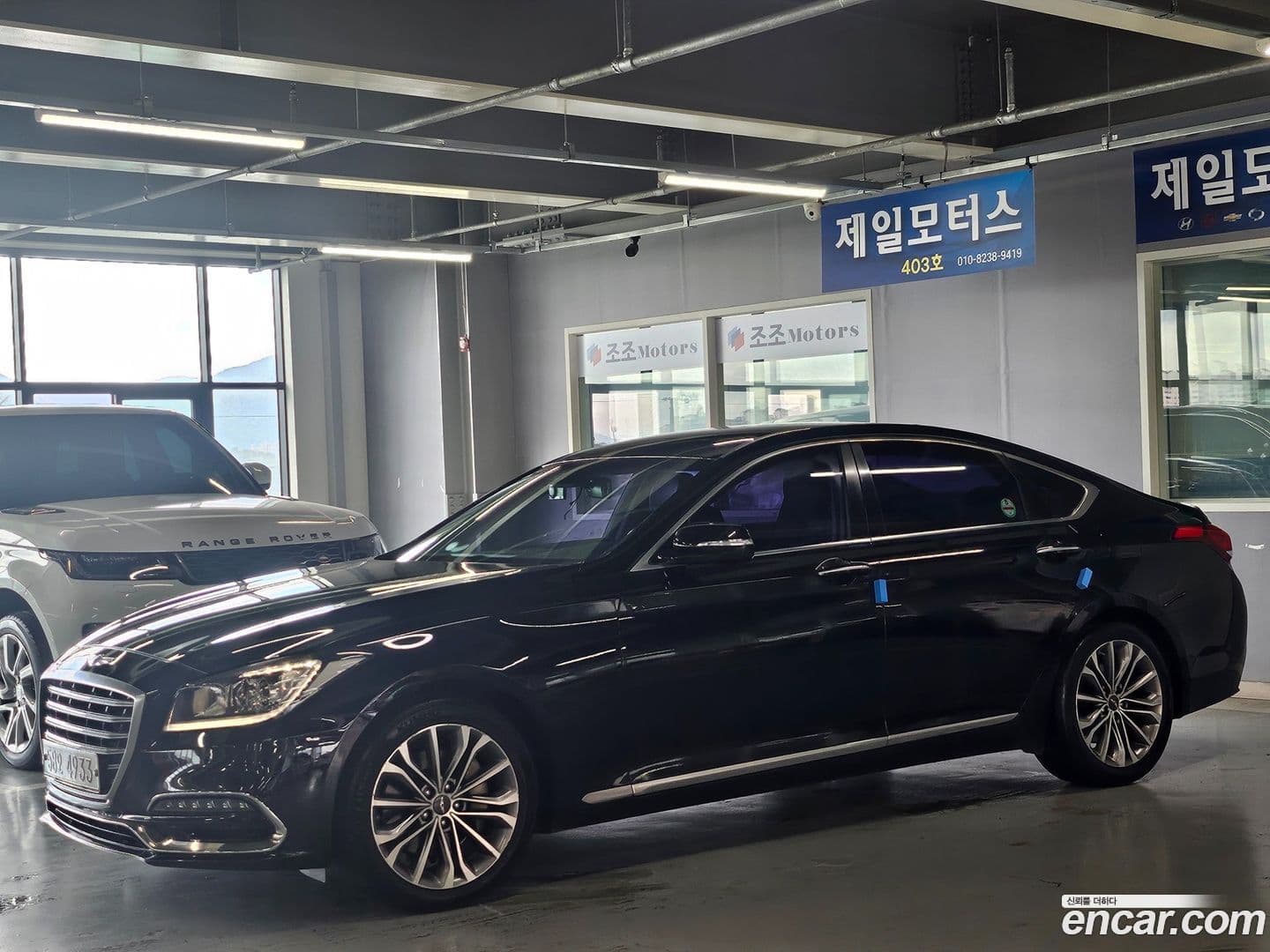 Main__Slider__Photo:Genesis Hyundai 2014.4-0