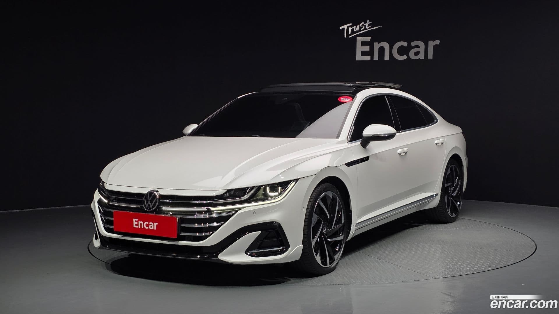 Main__Slider__Photo:Arteon Volkswagen 2022.8-0