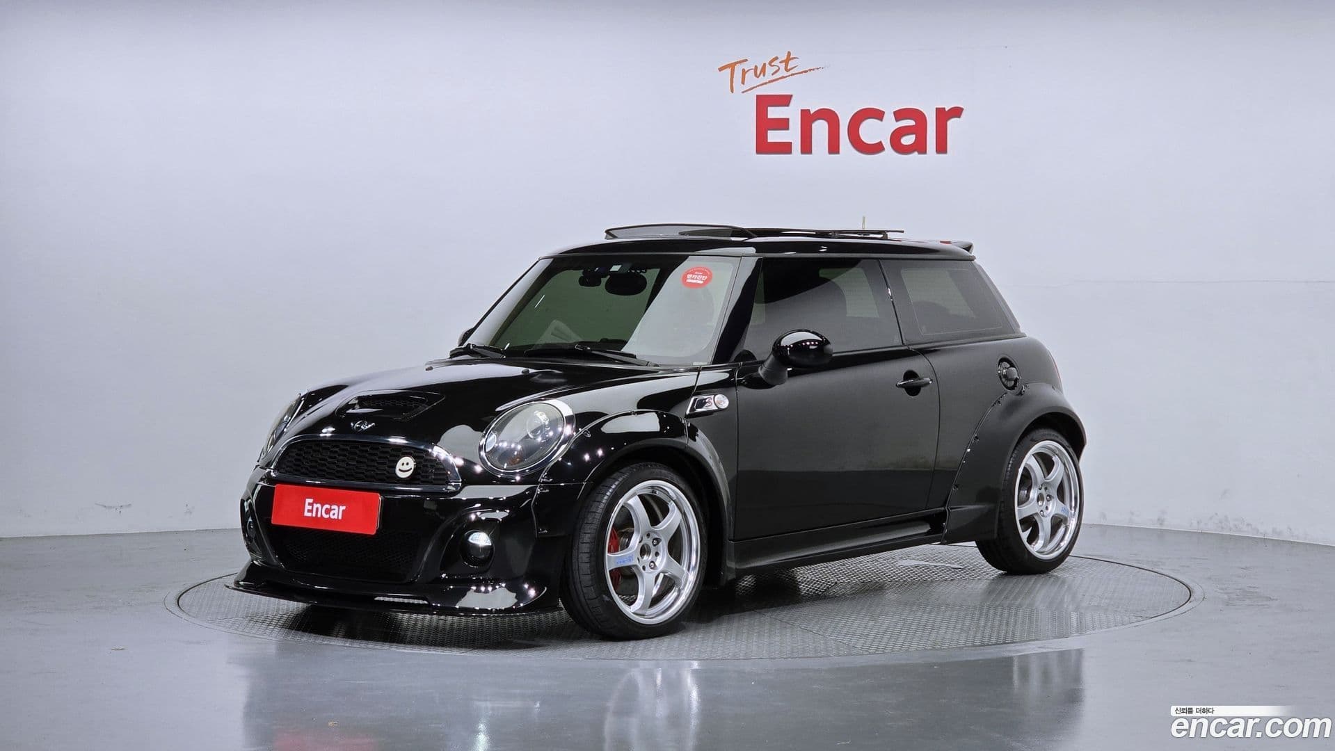 Main__Slider__Photo:Cooper Mini 2012.1-0
