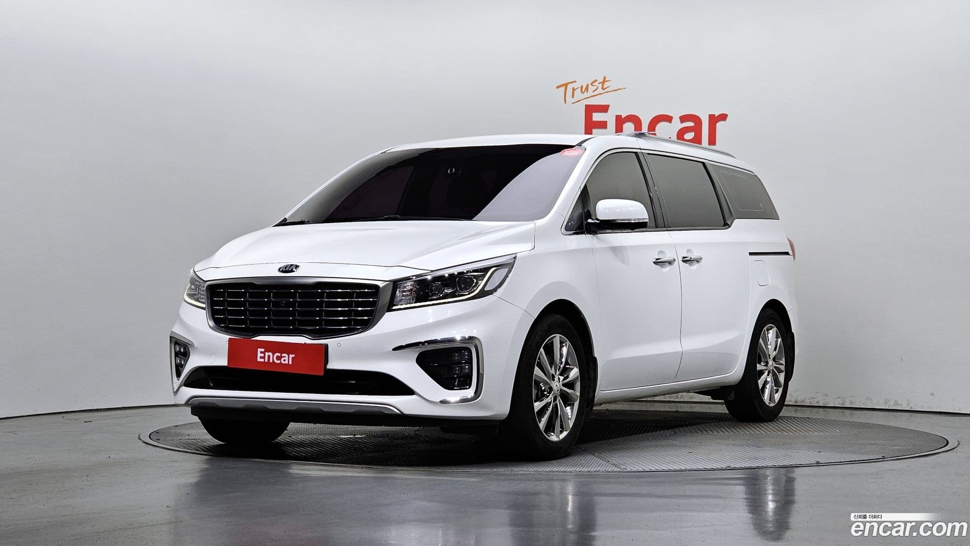 Main__Slider__Photo:Canival Kia 2019.0-0