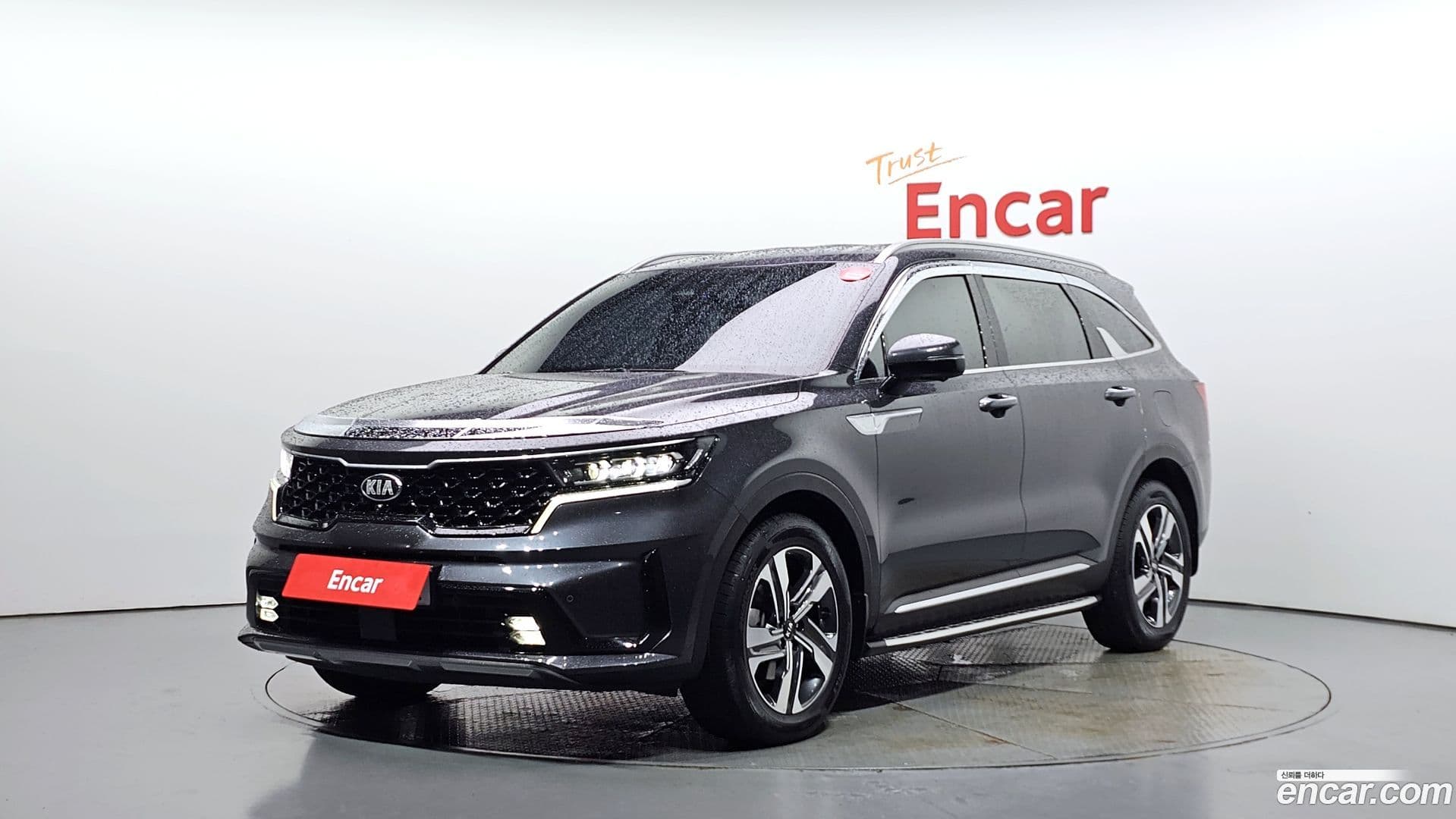 Main__Slider__Photo:Sorento Kia 2020.9-0