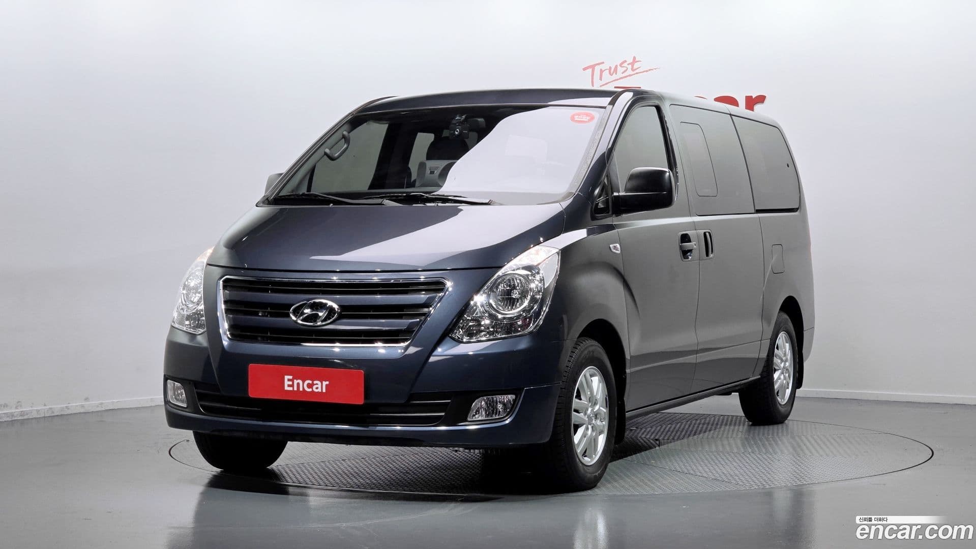 Main__Slider__Photo:Starex Hyundai 2015.9-0