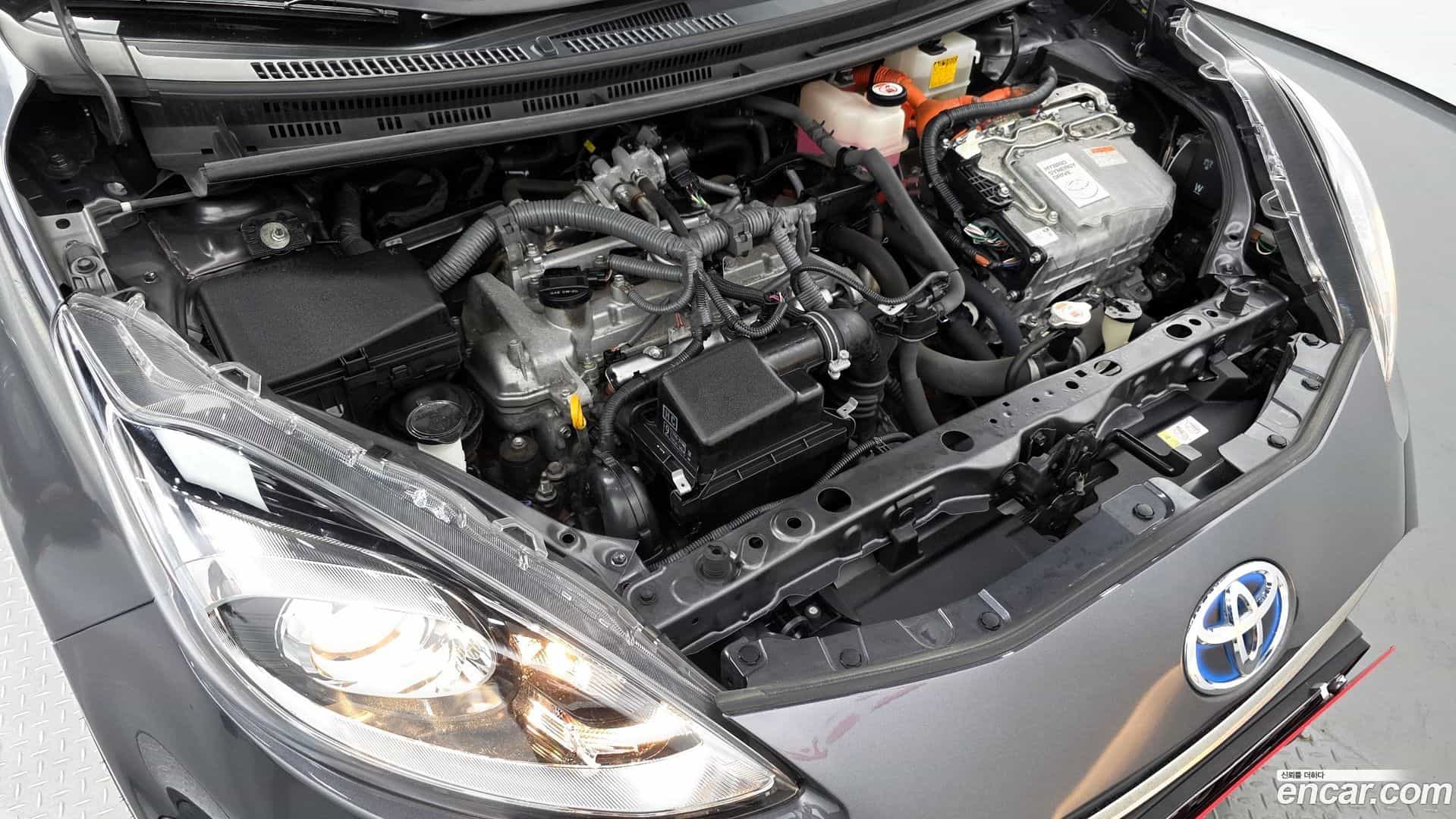 Prius Toyota 2018.3-INNER-006