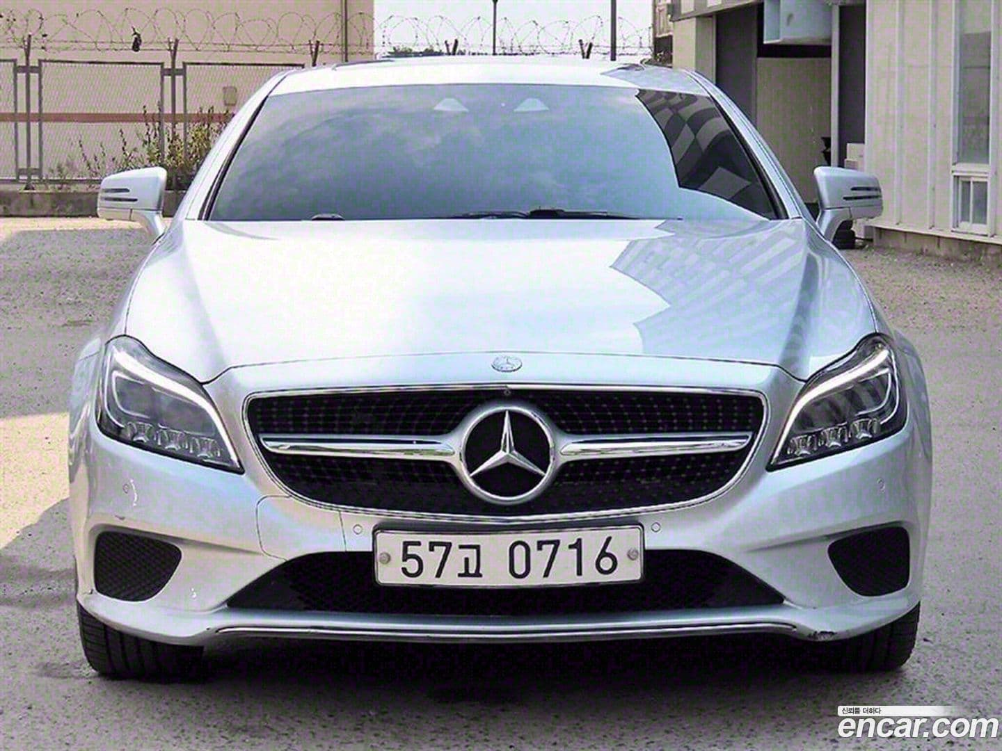 Main__Slider__Photo:CLS-Class Mercedes-Benz 2016.6-0