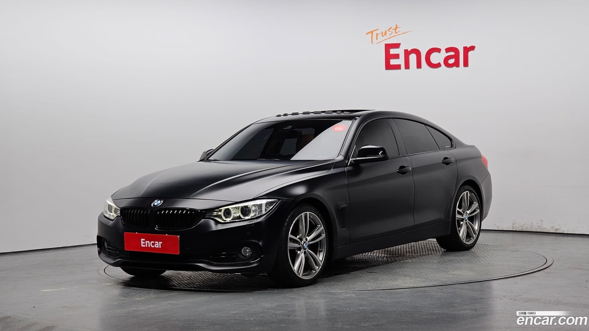 Main__Slider__Photo:4-Series BMW 2015.8-0