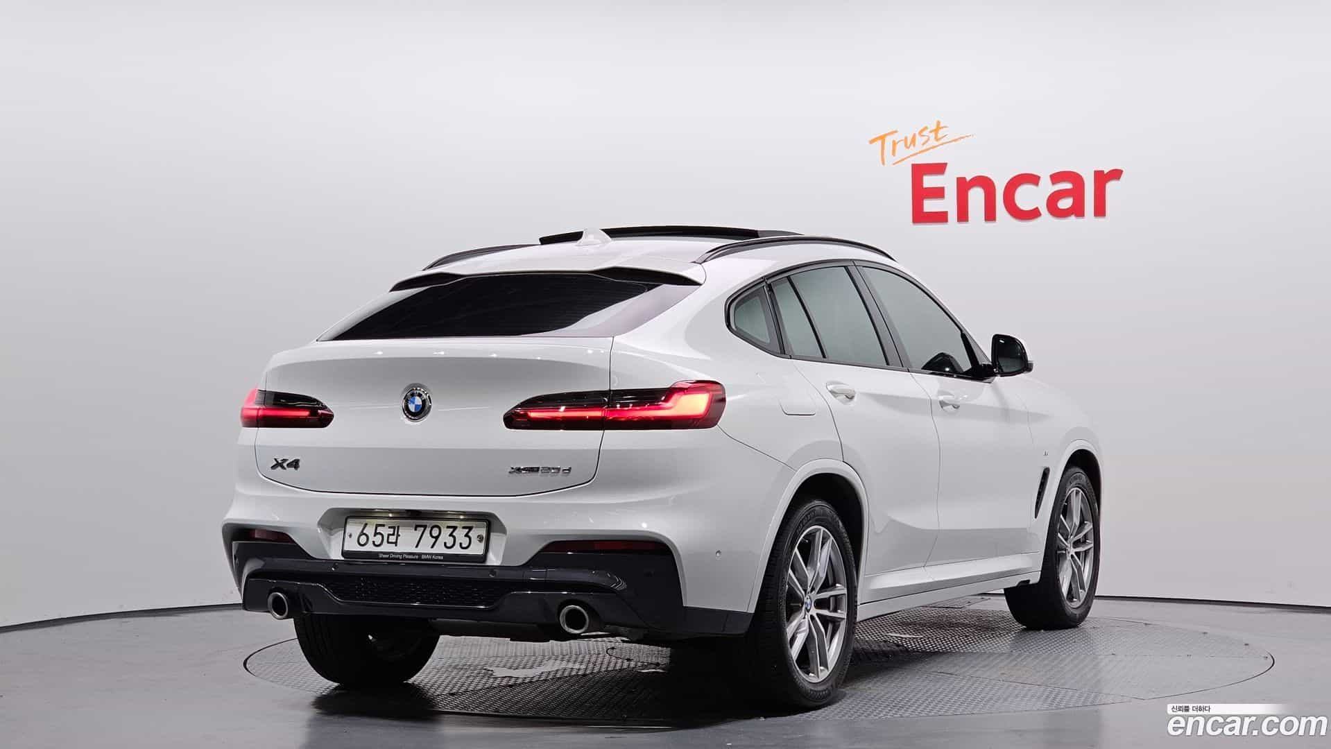 X4 BMW 2018.10-OUTER-002