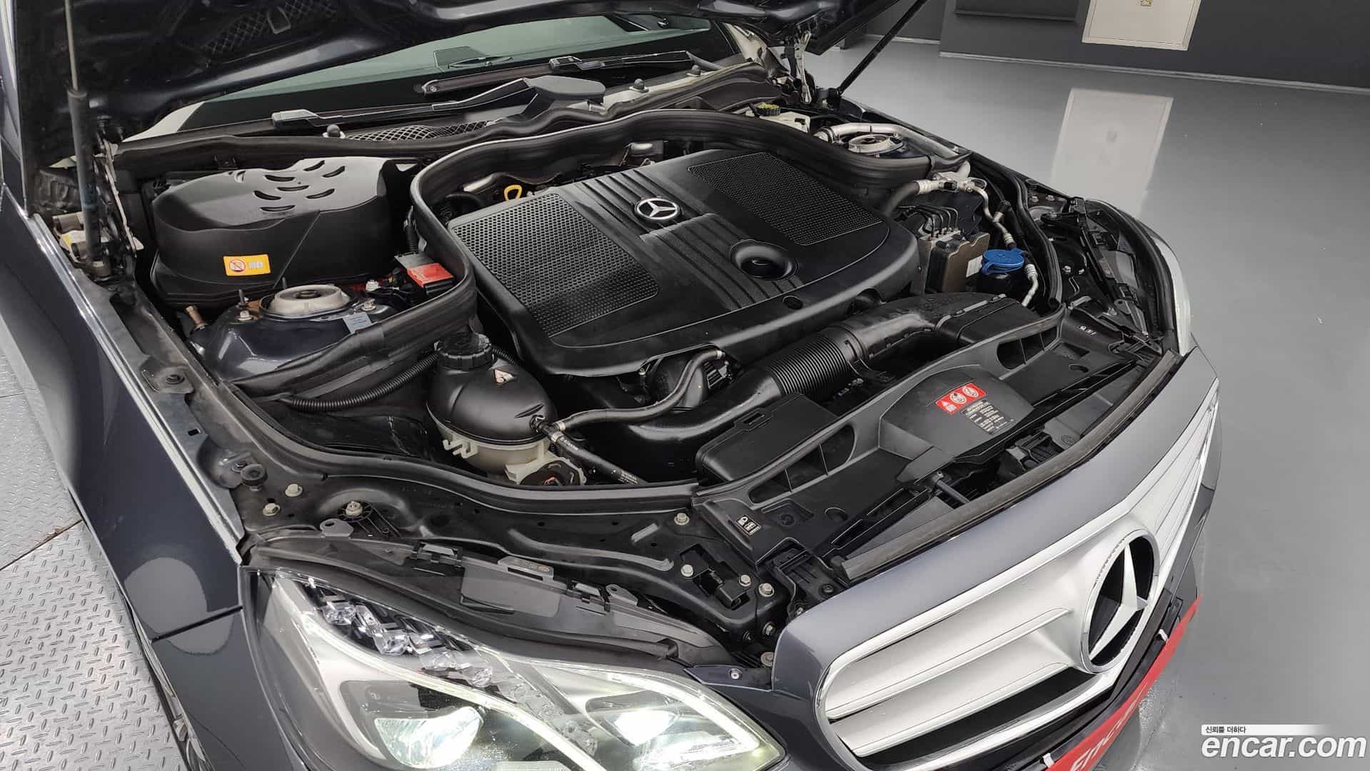 E-Class Mercedes-Benz 2015.1-INNER-006