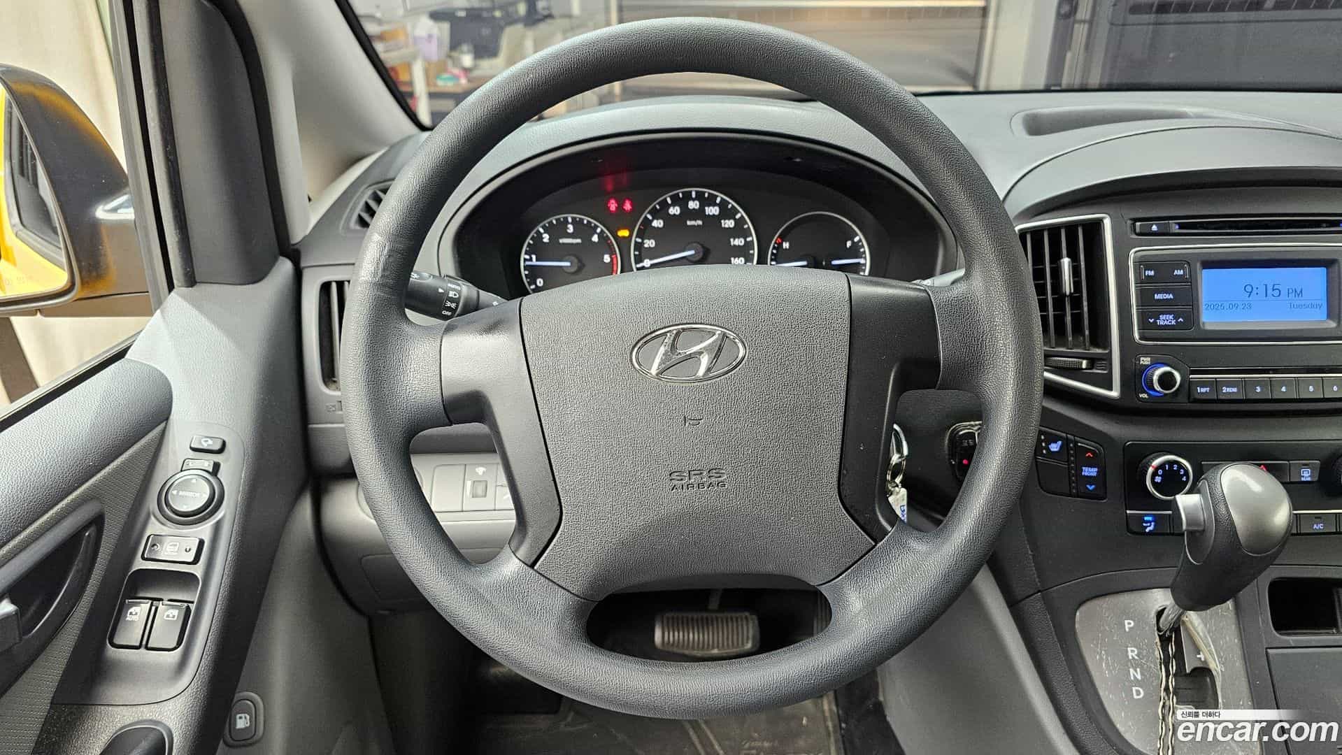 Starex Hyundai 2019.4-OPTION-019