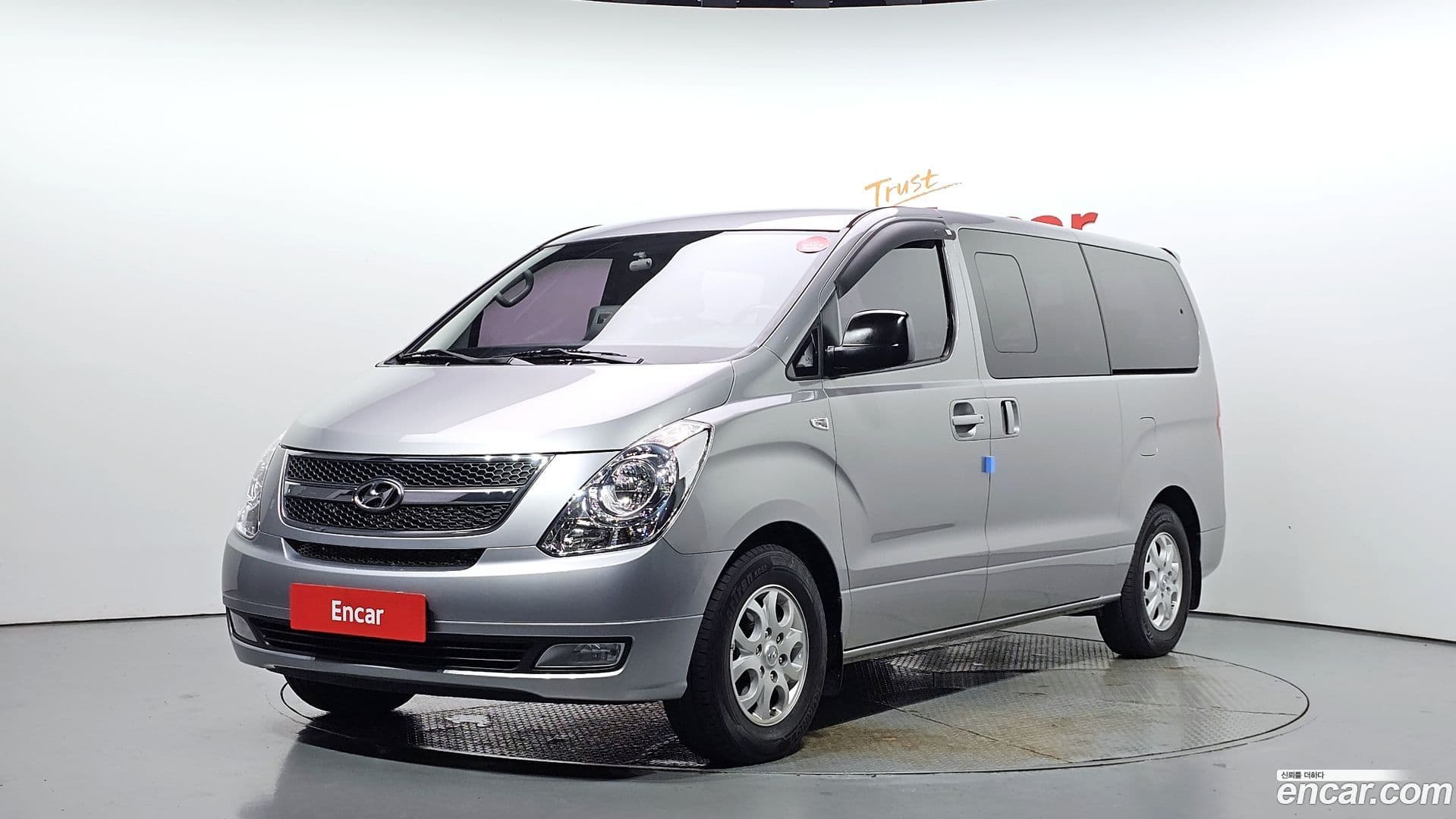 Main__Slider__Photo:Starex Hyundai 2015.4-0