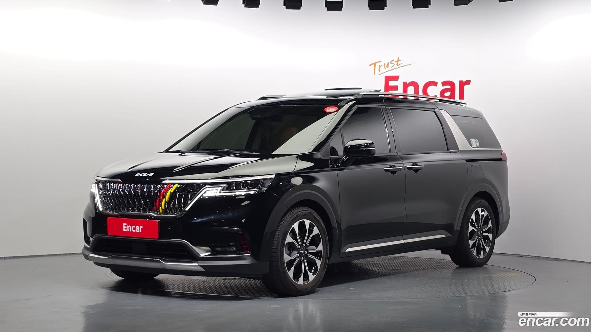 Main__Slider__Photo:Canival Kia 2021.7-0