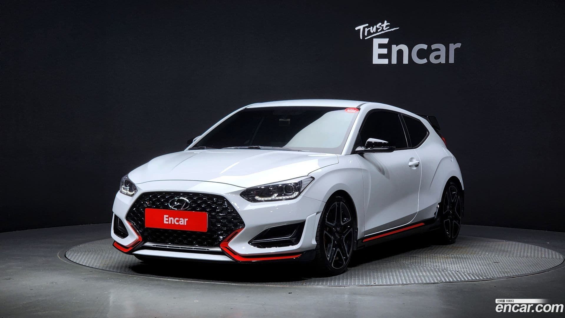 Main__Slider__Photo:Veloster Hyundai 2020.6-0