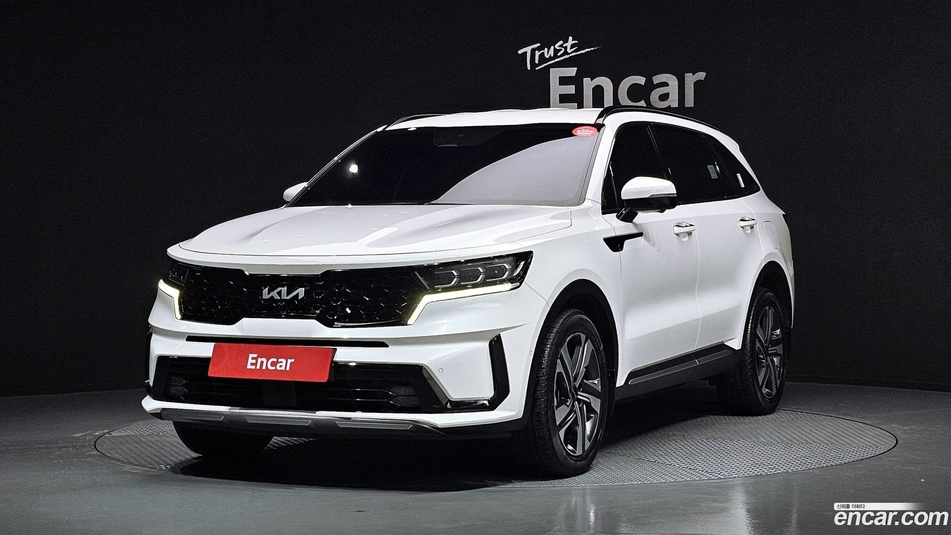 Main__Slider__Photo:Sorento Kia 2023.3-0