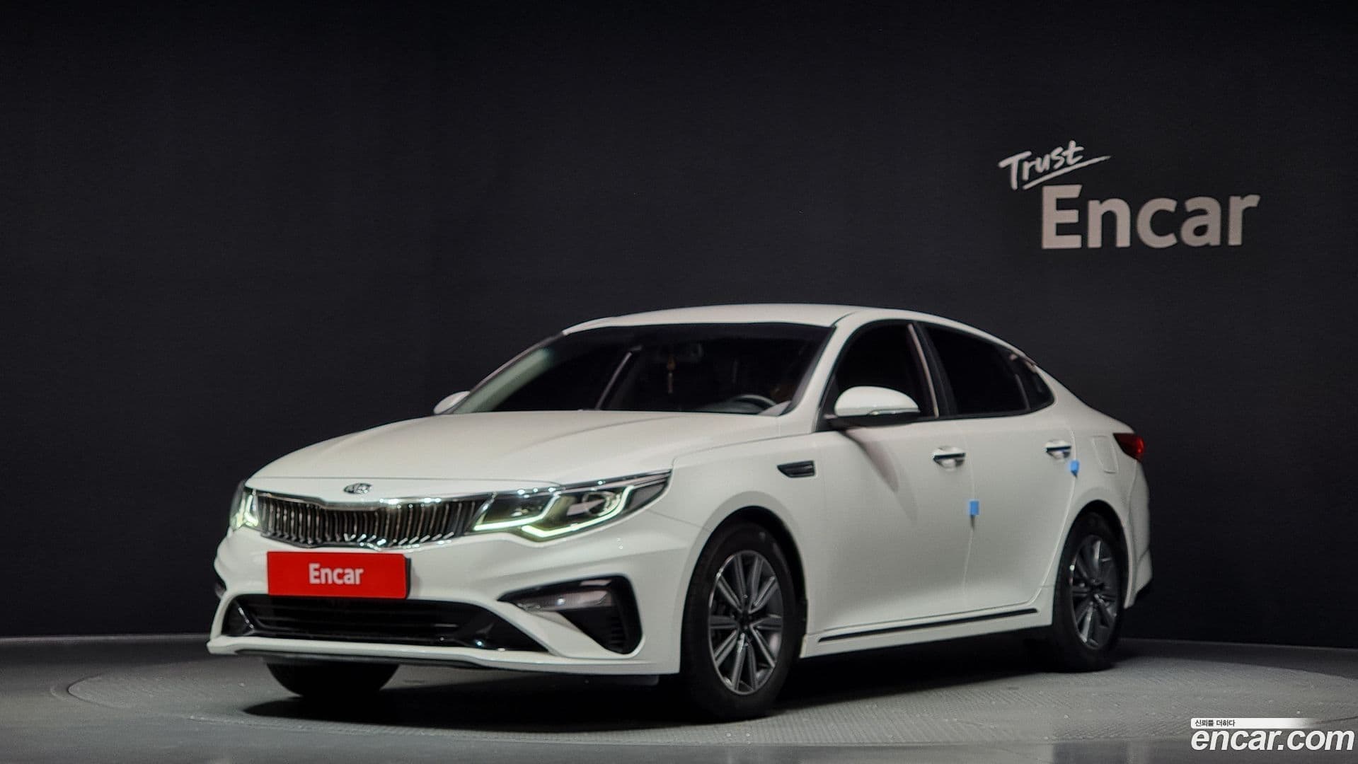 Main__Slider__Photo:K5 Kia 2019.4-0