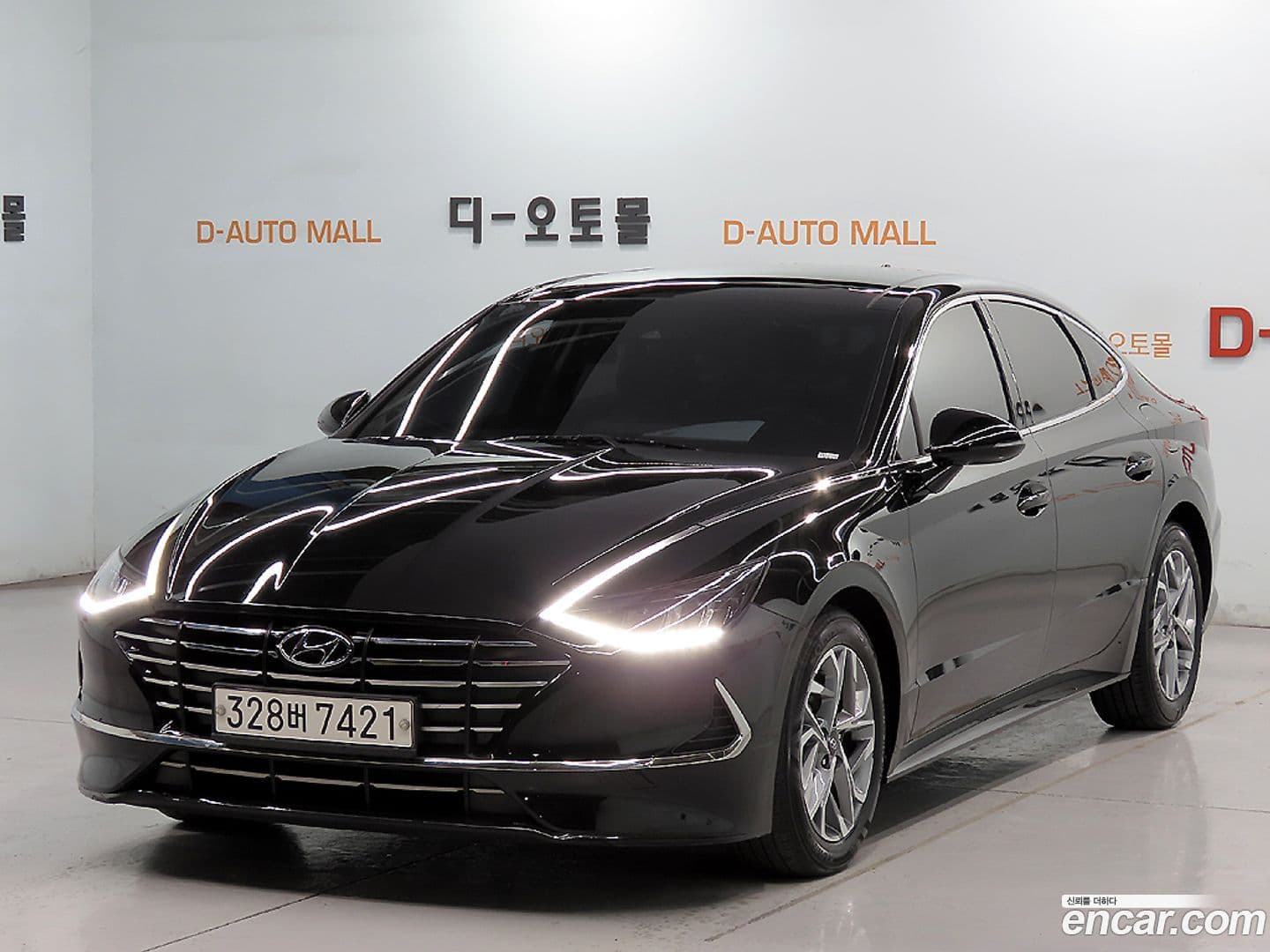 Main__Slider__Photo:Sonata Hyundai 2020.6-0