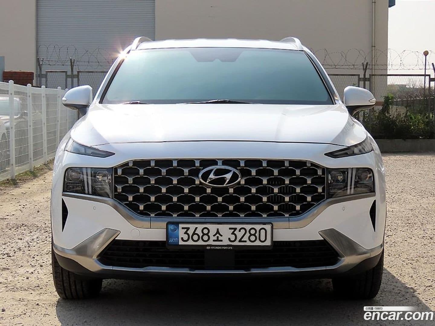 Main__Slider__Photo:Santafe Hyundai 2022.2-0