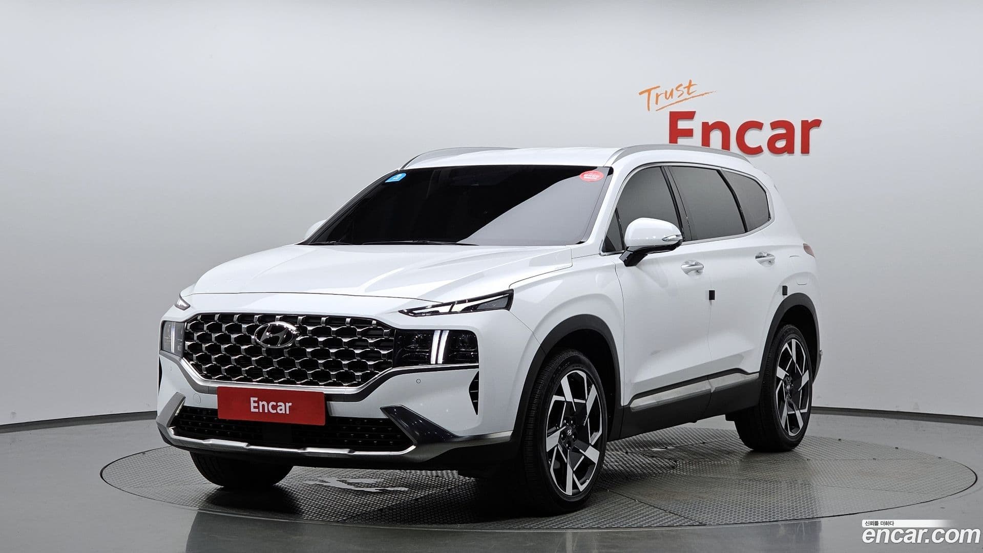 Main__Slider__Photo:Santafe Hyundai 2023.7-0