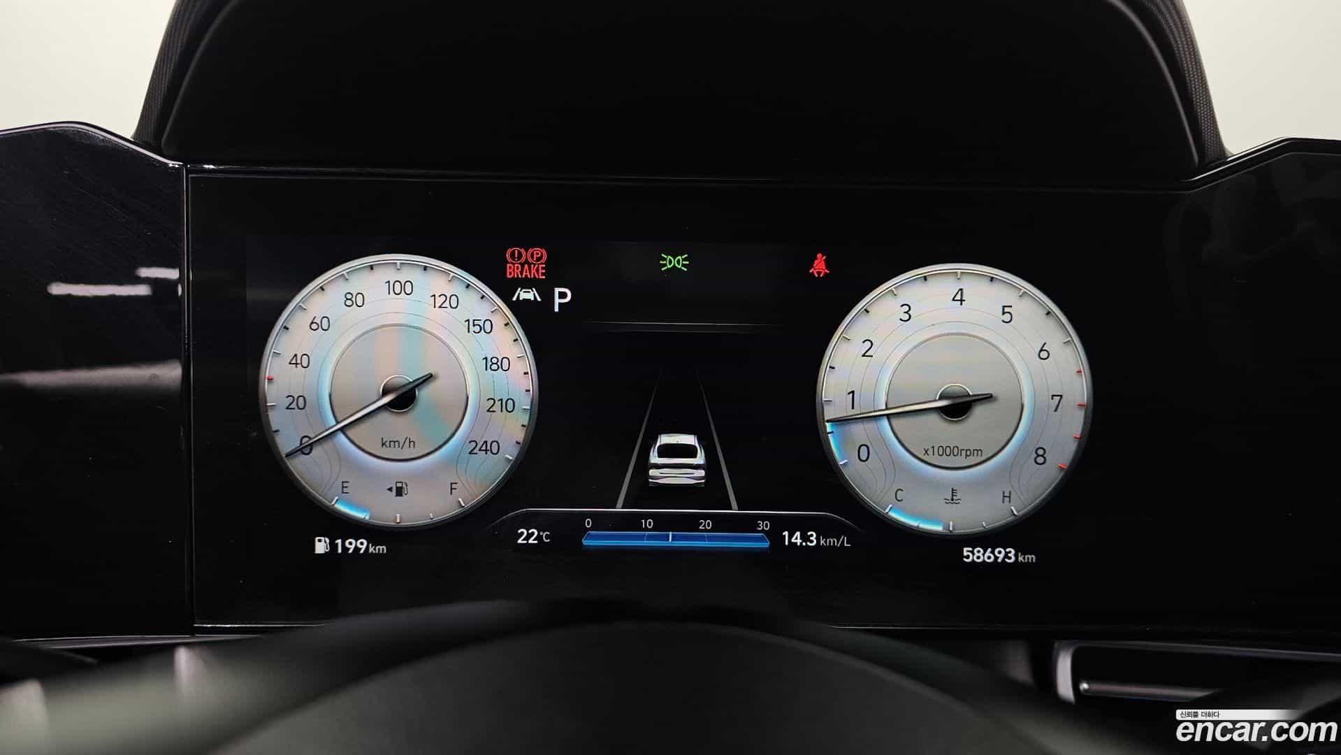 AVANTE Hyundai 2021.5-INNER-008