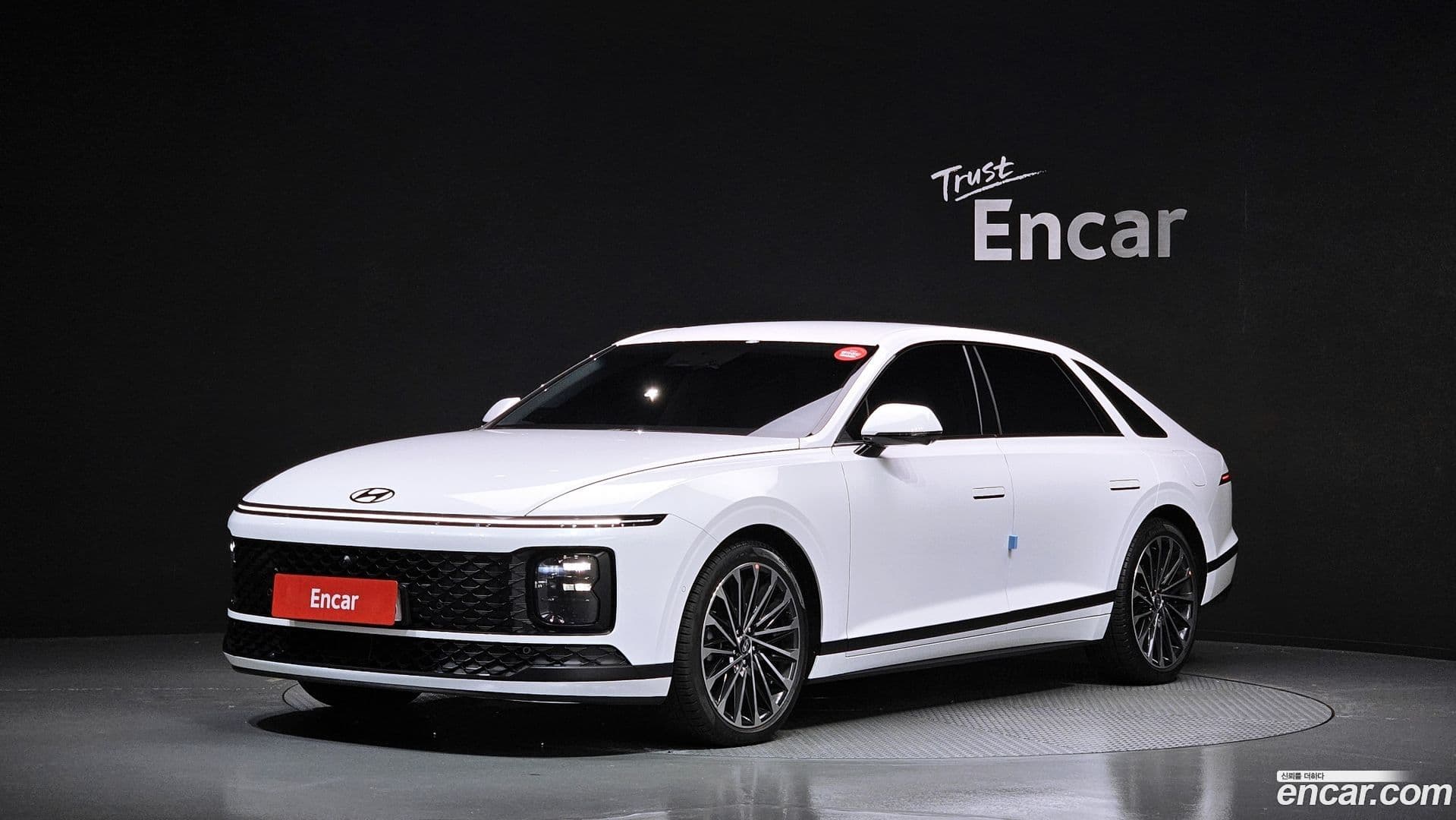 Main__Slider__Photo:Grandeur Hyundai 2025.5-0