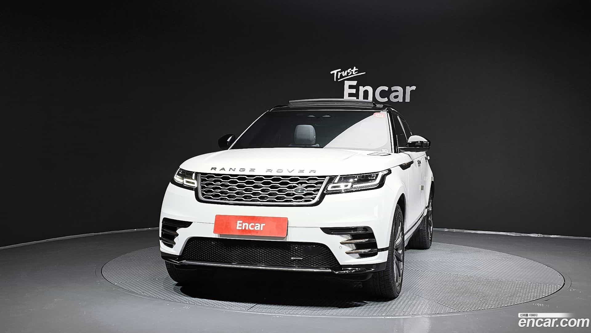 Range Rover Velar Land Rover 2023.0-OUTER-003