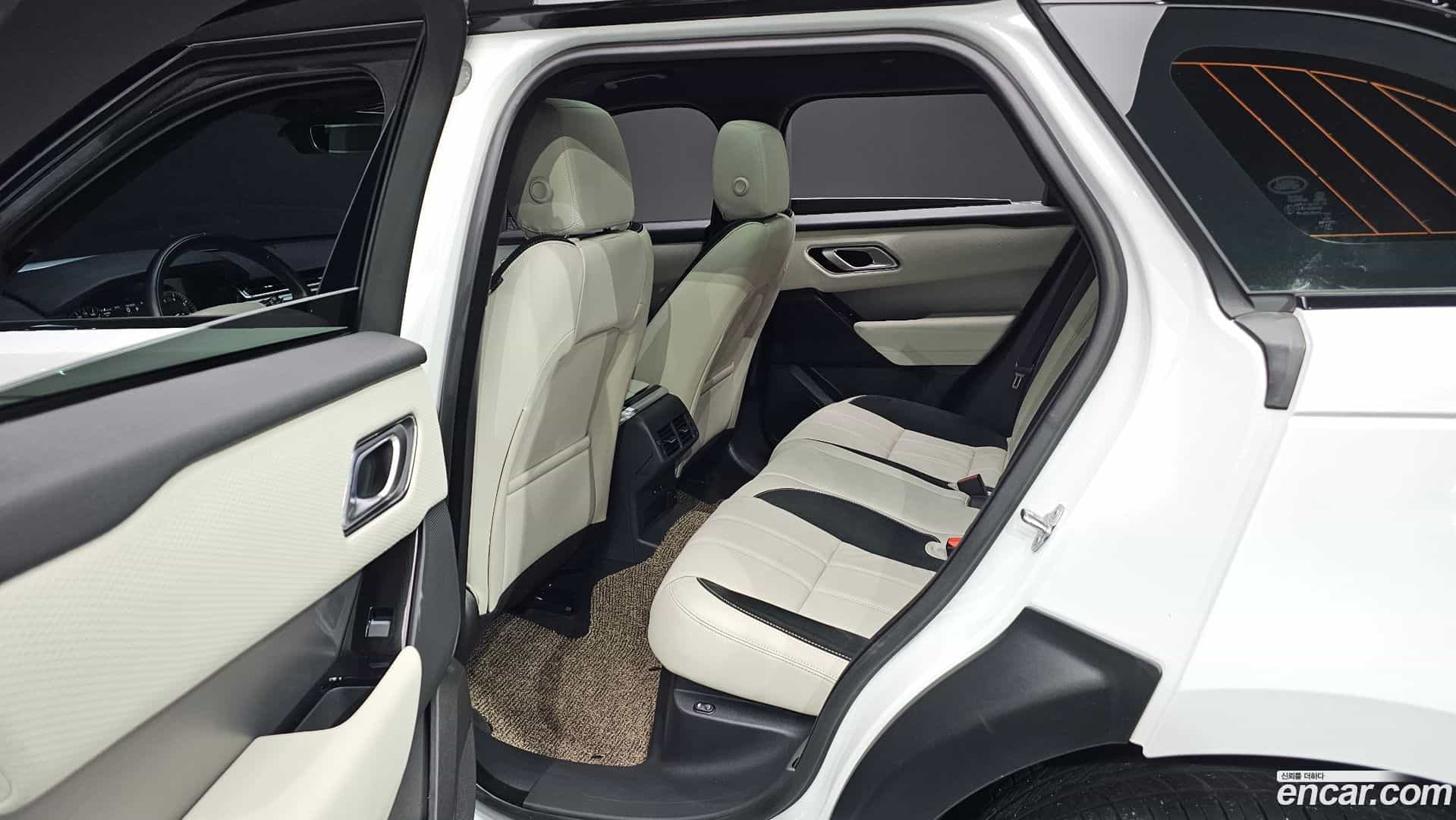 Range Rover Velar Land Rover 2023.0-OPTION-015